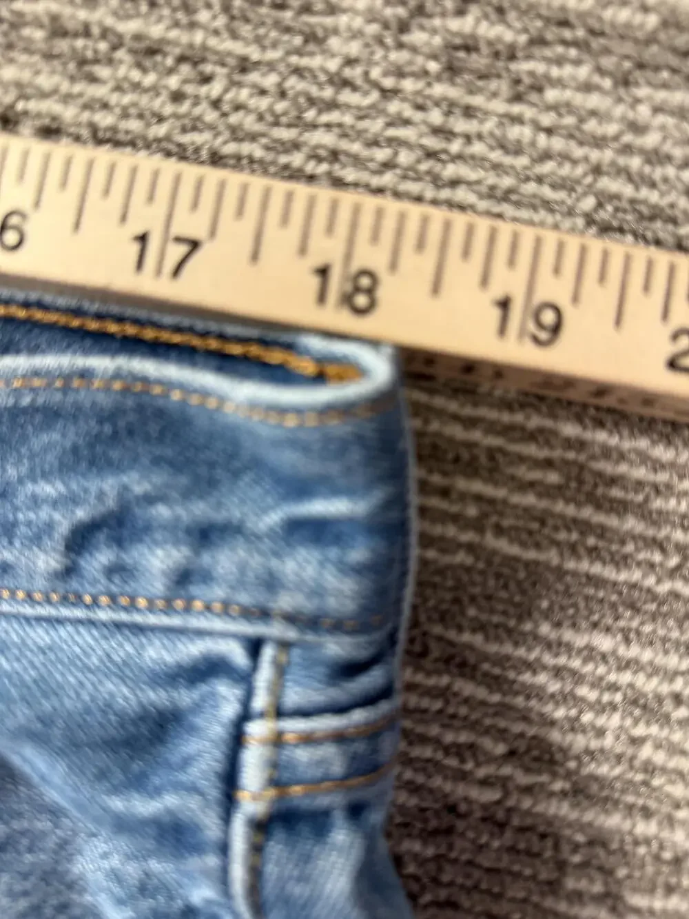 Levis 501 Jeans Mens 40x32 Blue Straight Leg Button Fly Classic Denim Pants